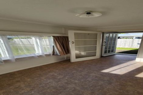 Photo of property in 2/46 Salisbury Road, Birkdale, Auckland, 0626