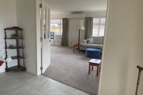 Photo of property in 18 Kahira Crescent, Papamoa Beach, Papamoa, 3118