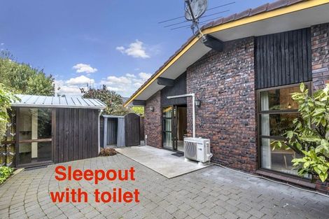 Photo of property in 18 Hawkswood Place, Avonhead, Christchurch, 8042