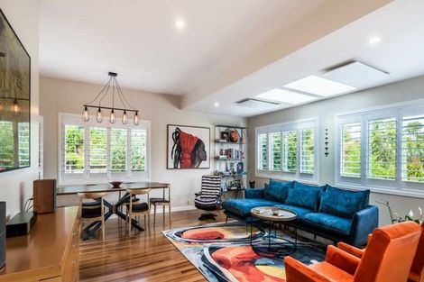 Photo of property in 104 Beach Road, Castor Bay, Auckland, 0620