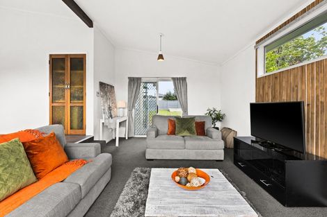 Photo of property in 35 Coventry Avenue, Tamatea, Napier, 4112