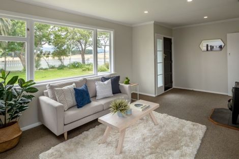 Photo of property in 2752 Lake Ferry Road, Pirinoa, Featherston, 5772