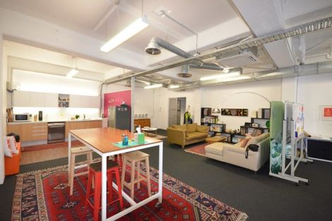 Photo of property in 9c Union Street, Winton, 9720