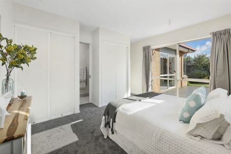 Photo of property in 12 Beauford Place, Parklands, Christchurch, 8083