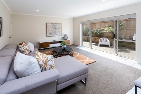 Photo of property in 20 Earlshall Drive, Flat Bush, Auckland, 2016