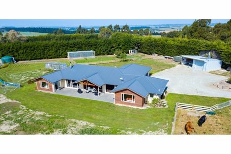 Photo of property in 437 Rolling Ridges Road, Levels Valley, Timaru, 7975