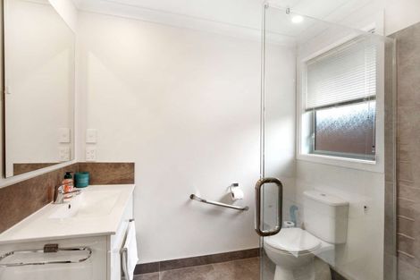Photo of property in 15 Serenity Crescent, Kelvin Grove, Palmerston North, 4414