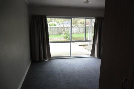 Photo of property in 95 Farmer Crescent, Taita, Lower Hutt, 5011