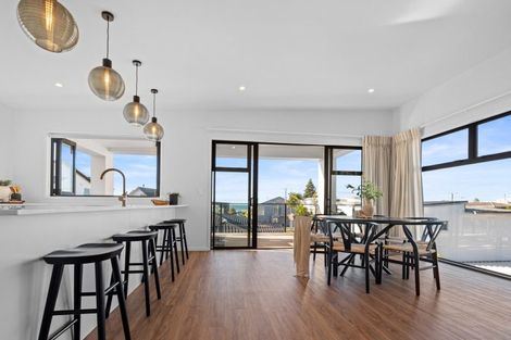 Photo of property in 1024b Papamoa Beach Road, Papamoa Beach, 3118