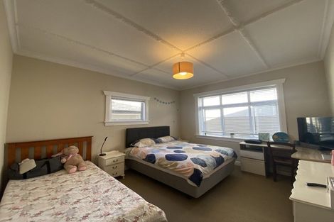 Photo of property in 25a Tukapa Street, Westown, New Plymouth, 4310