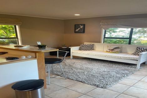 Photo of property in 2/166 Rangatira Road, Beach Haven, Auckland, 0626