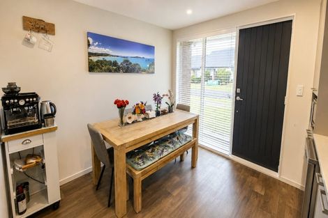 Photo of property in 70 Prado Drive, Pukekohe, 2120