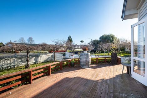 Photo of property in 5 Moeller Street, Taradale, Napier, 4112