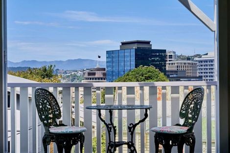 Photo of property in 8 Pitarua Street, Thorndon, Wellington, 6011