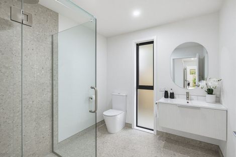 Photo of property in 21a Weraroa Road, Levin, 5510