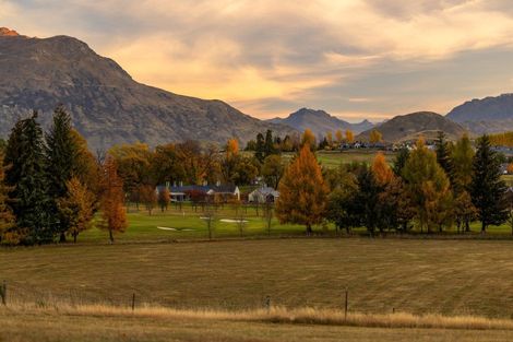 Photo of property in 1124 Malaghans Road, Arrowtown, 9371