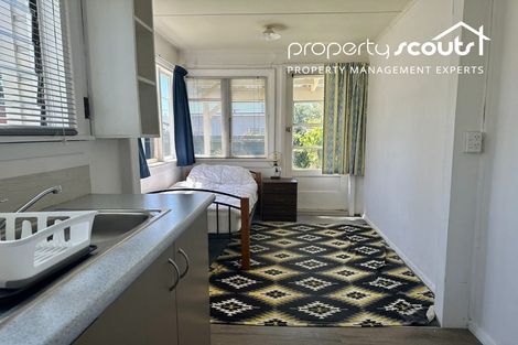 Photo of property in 43 Surrey Street, Caversham, Dunedin, 9012