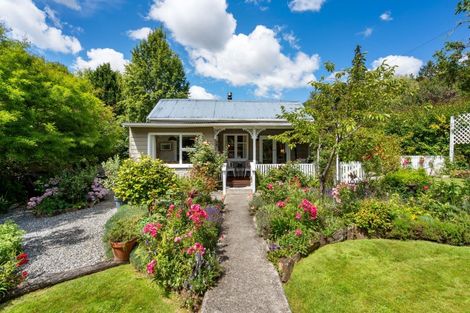 Photo of property in 12 Lismore Street, Lawrence, 9532