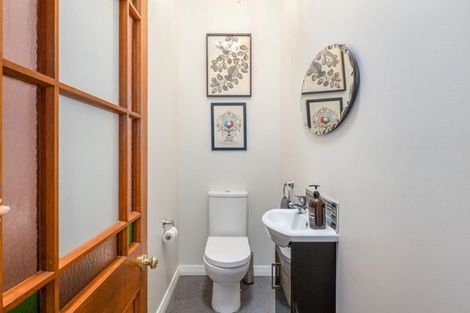 Photo of property in 72 Overtoun Terrace, Hataitai, Wellington, 6021