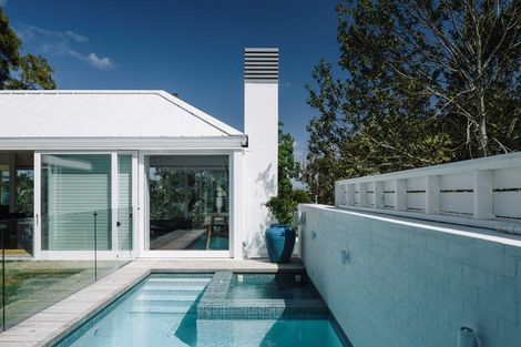 Photo of property in 58 Sunny Brae Crescent, Westmere, Auckland, 1022