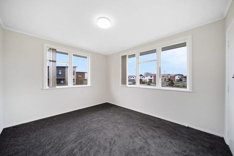 Photo of property in 15 Mayflower Close, Mangere East, Auckland, 2024
