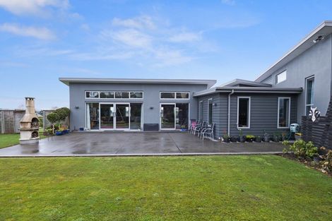 Photo of property in 127 Coutts Road, Gore, 9710