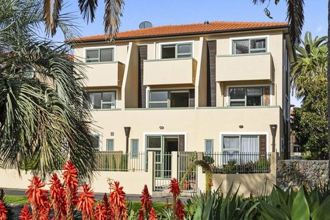 Photo of property in 2/595 Laurie Southwick Parade, Gulf Harbour, Whangaparaoa, 0930