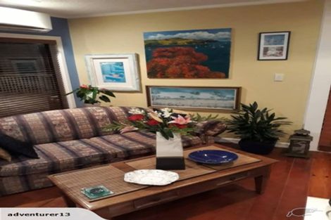 Photo of property in 666 South Titirangi Road, Titirangi, Auckland, 0604