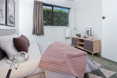 Photo of property in 2/767 Beach Road, Browns Bay, Auckland, 0630
