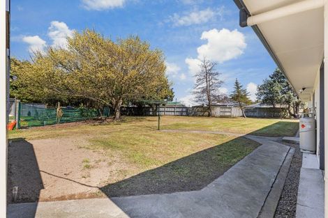 Photo of property in 20 Charles Cross Street, Longburn, Palmerston North, 4412