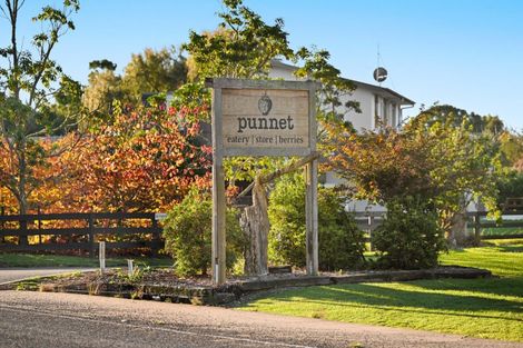 Photo of property in 9 Pekapeka Lane, Tamahere, 3283