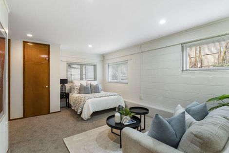 Photo of property in 29 Braemar Road, Castor Bay, Auckland, 0620