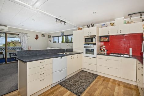 Photo of property in 40 Eureka Place, Parahaki, Whangarei, 0112