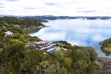 Photo of property in 18b Kaha Place, Russell, 0272