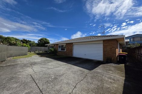 Photo of property in 19b Blake Boulevard, Papamoa Beach, Papamoa, 3118