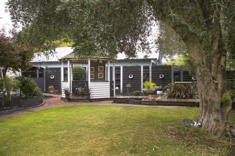 Photo of property in 1 Malcolm Avenue, Cashmere, Christchurch, 8022
