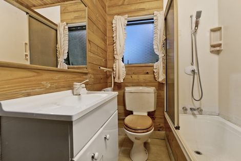 Photo of property in 1347 Old North Road, Helensville, 0875