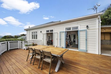 Photo of property in 8 Harland Street, Brooklyn, Wellington, 6021