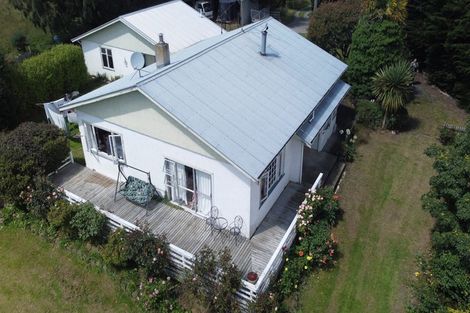 Photo of property in 10 Tarbetness Street, Herbert, Oamaru, 9495