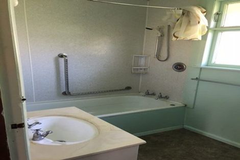 Photo of property in 75 Lipscombe Crescent, Havelock North, 4130