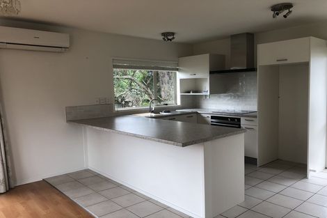 Photo of property in 164a Sunnynook Road, Sunnynook, Auckland, 0620