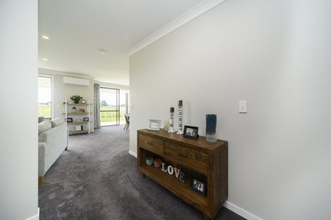 Photo of property in 6 George Street, Bulls, 4818