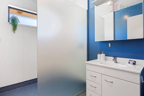 Photo of property in 2/381 Linwood Avenue, Bromley, Christchurch, 8062