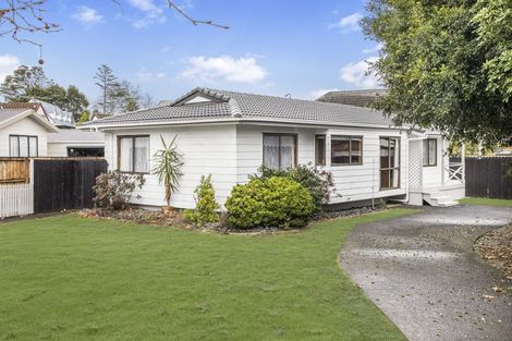 Photo of property in 107 Wattle Farm Road, Wattle Downs, Auckland, 2103