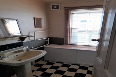 Photo of property in 169 Ferguson Street, West End, Palmerston North, 4412