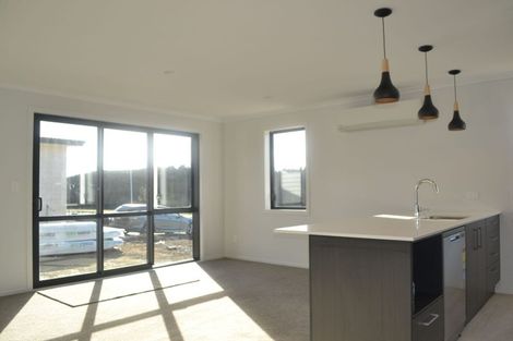 Photo of property in 48 Schooner Drive, Whitby, Porirua, 5024