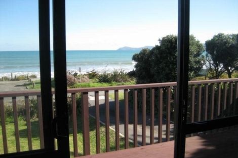 Photo of property in 138 The Parade, Paekakariki, 5034