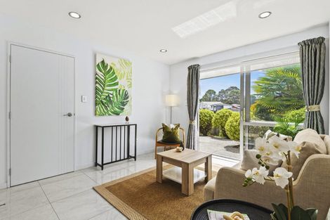 Photo of property in 21 Golden Morning Drive, Albany Heights, Auckland, 0632