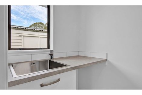 Photo of property in 17 Keighleys Road, Bromley, Christchurch, 8062