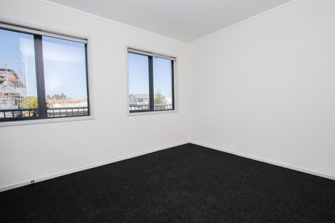 Photo of property in 4/200 Old Farm Road, Hamilton East, Hamilton, 3216